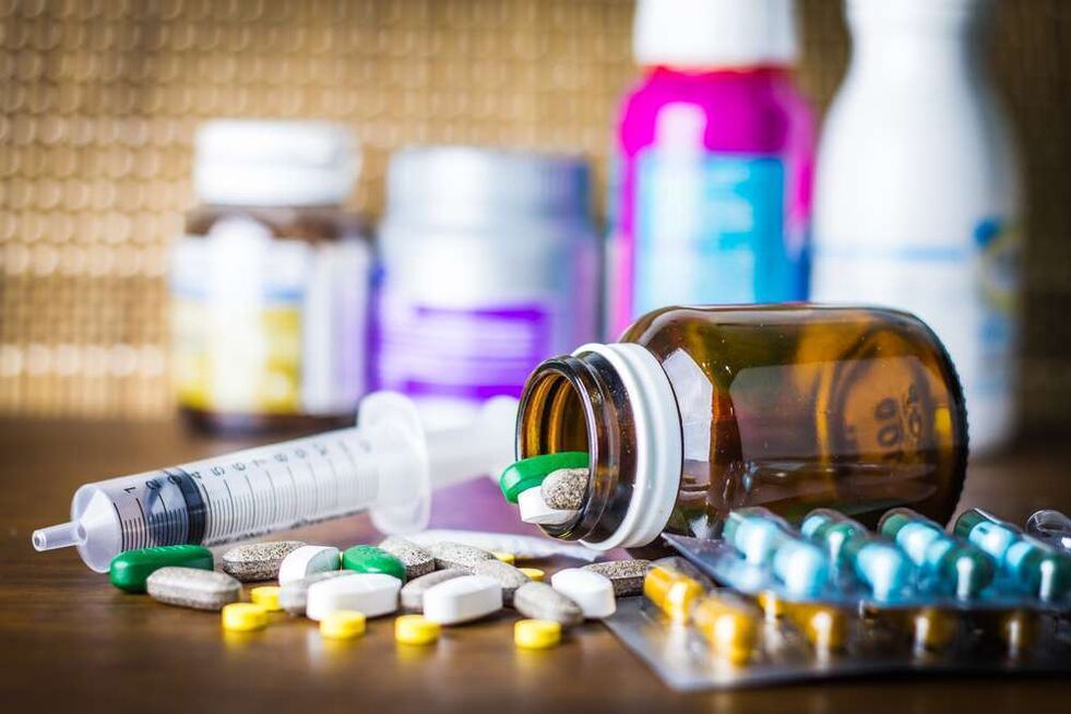 Medikamentöse Behandlung der Osteochondrose der Brustwirbelsäule